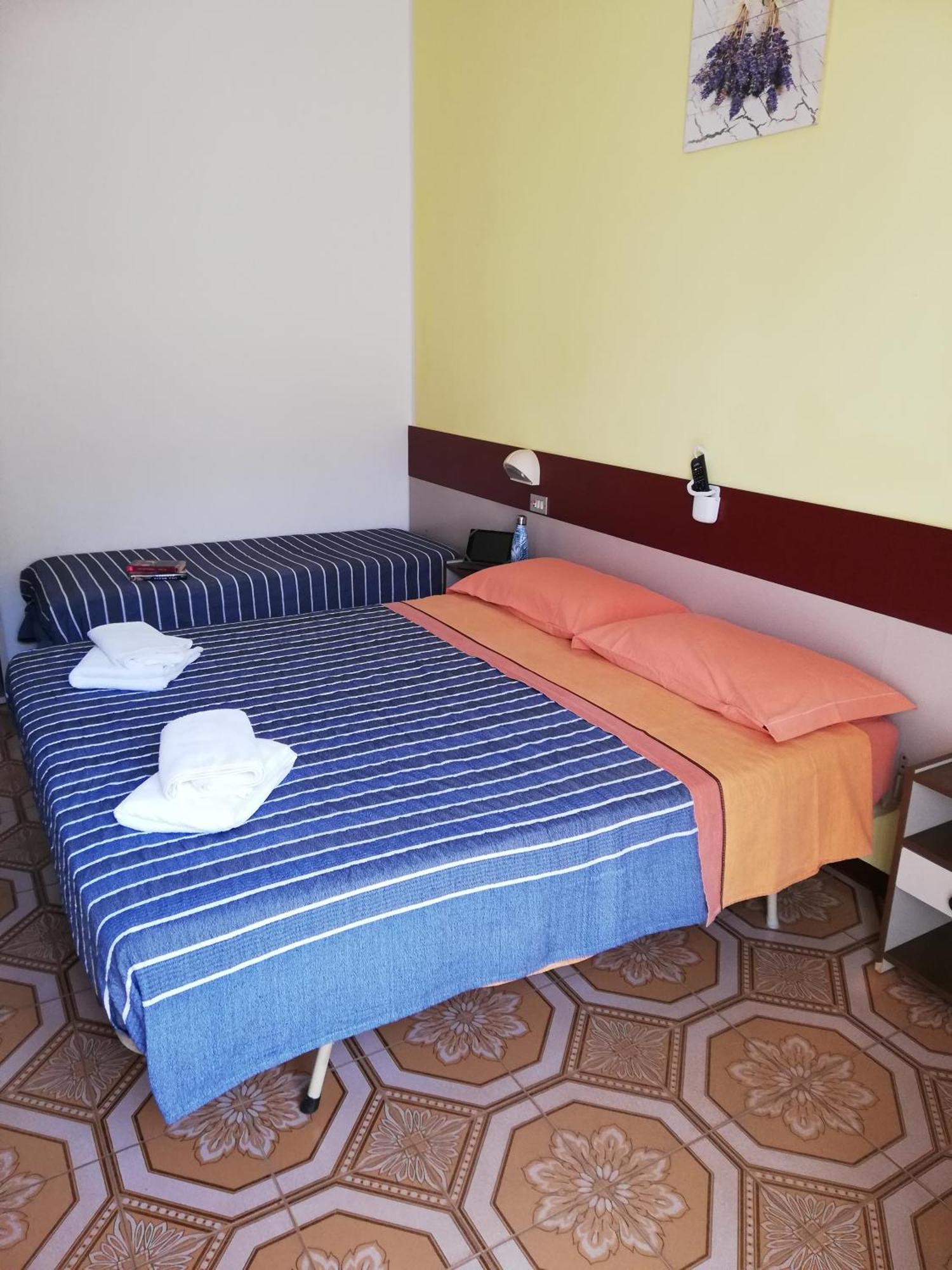 Hotel Cesari Rimini Exterior photo